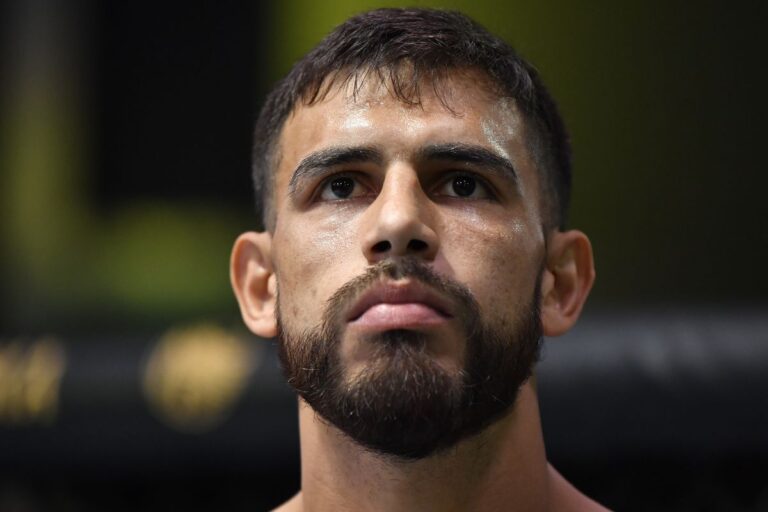 Yair Rodríguez concedió una entrevista a Ariel Helwani en la que fue claro en su opinión sobre Ilia Topuria: "No me cae bien"