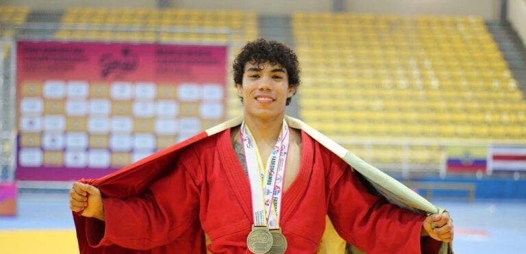 Imanol Rodríguez participó en el podcast de Jaula Magazine para explicar su visión sobre la vida y sobre su carrera deportiva.