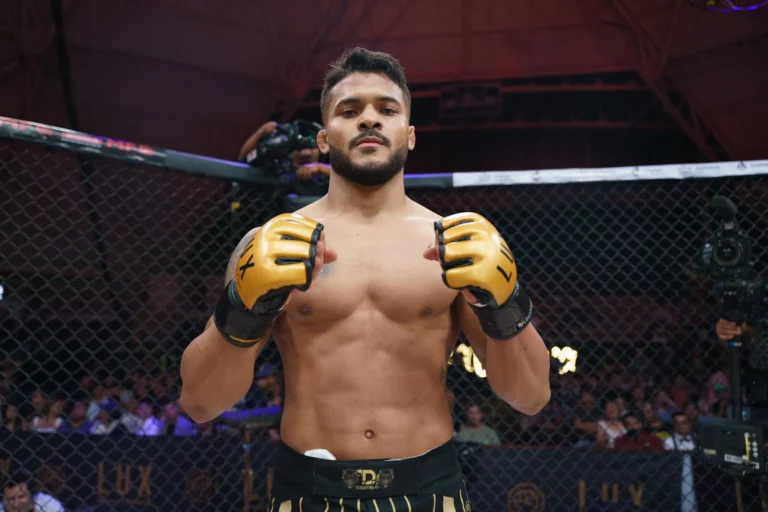 Mauricio Partida busca el cinturón en LUX 53