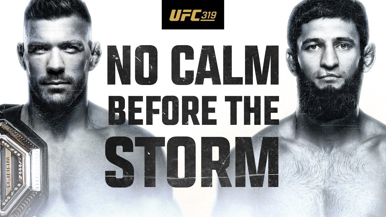 Dricus Du Plessis y Khamzat Chimaev se miden por el cinturón de peso medio del sudafricano este sábado en UFC 319.