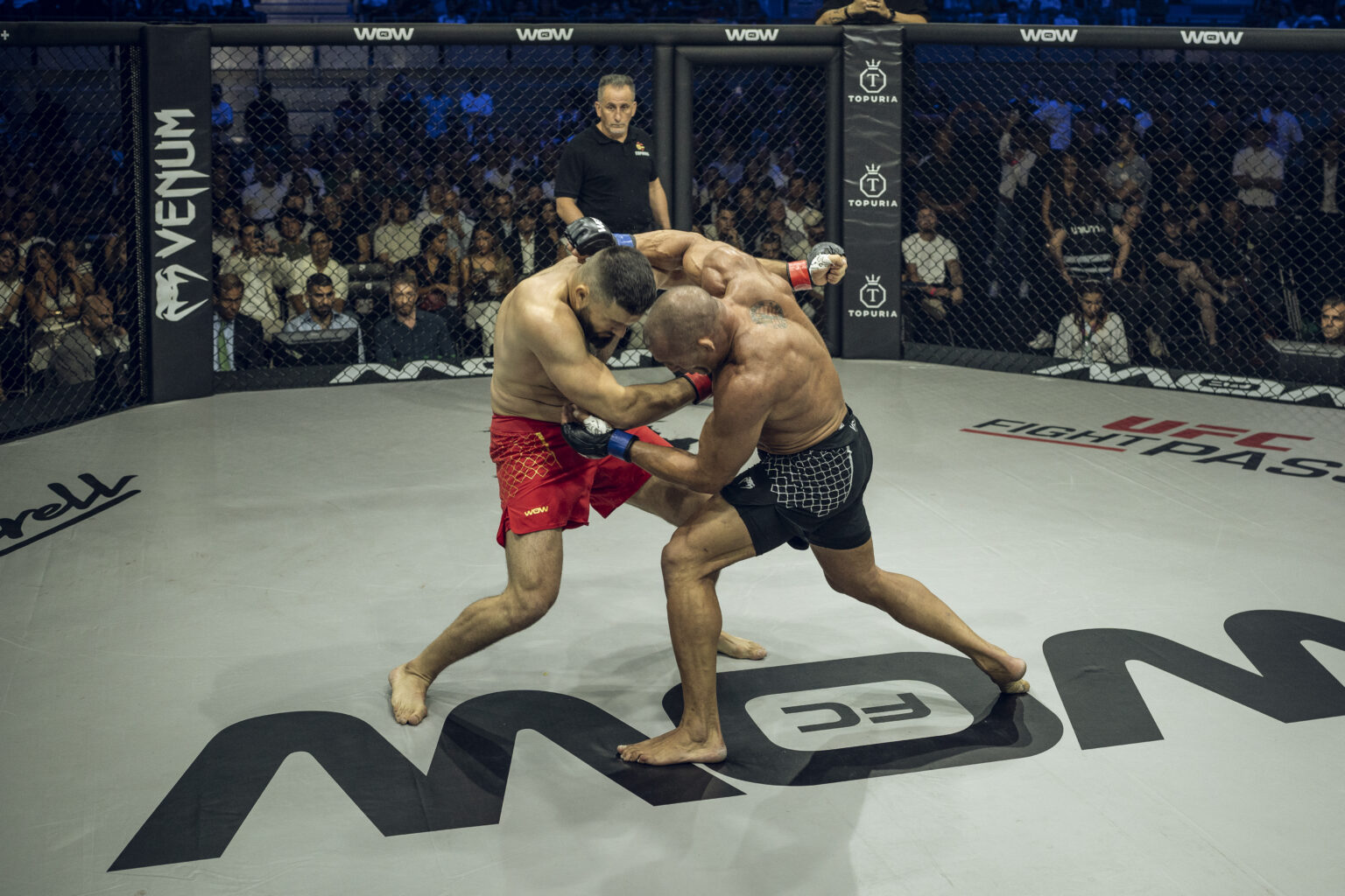 Enoc Solves venció a Darwin Rodríguez en el combate principal de WOW 22.